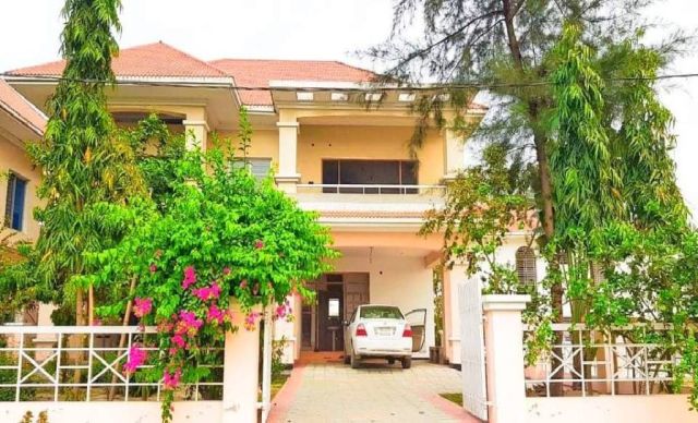 4 Storey Independent House on 5 Katha
